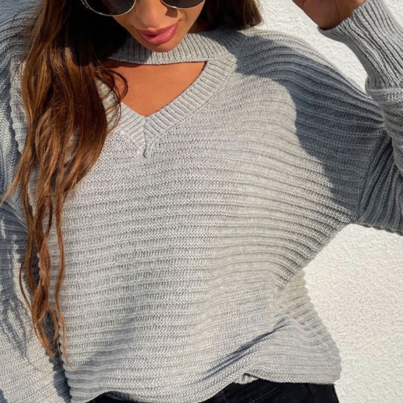 Gray Cutout Horizontal Rib-Knit Sweater - Picture 5 of 5